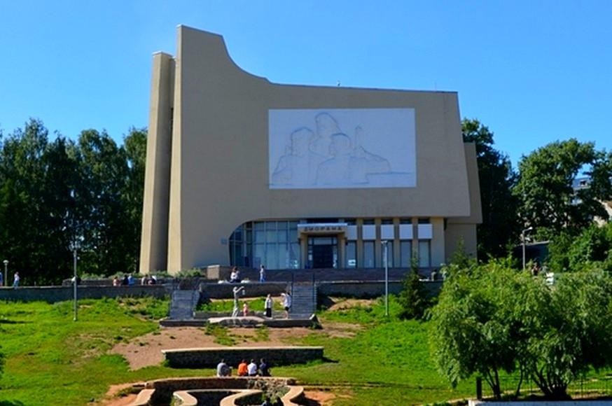 Время идти в музей!  Музейно-выставочный центр «ДИОРАМА».